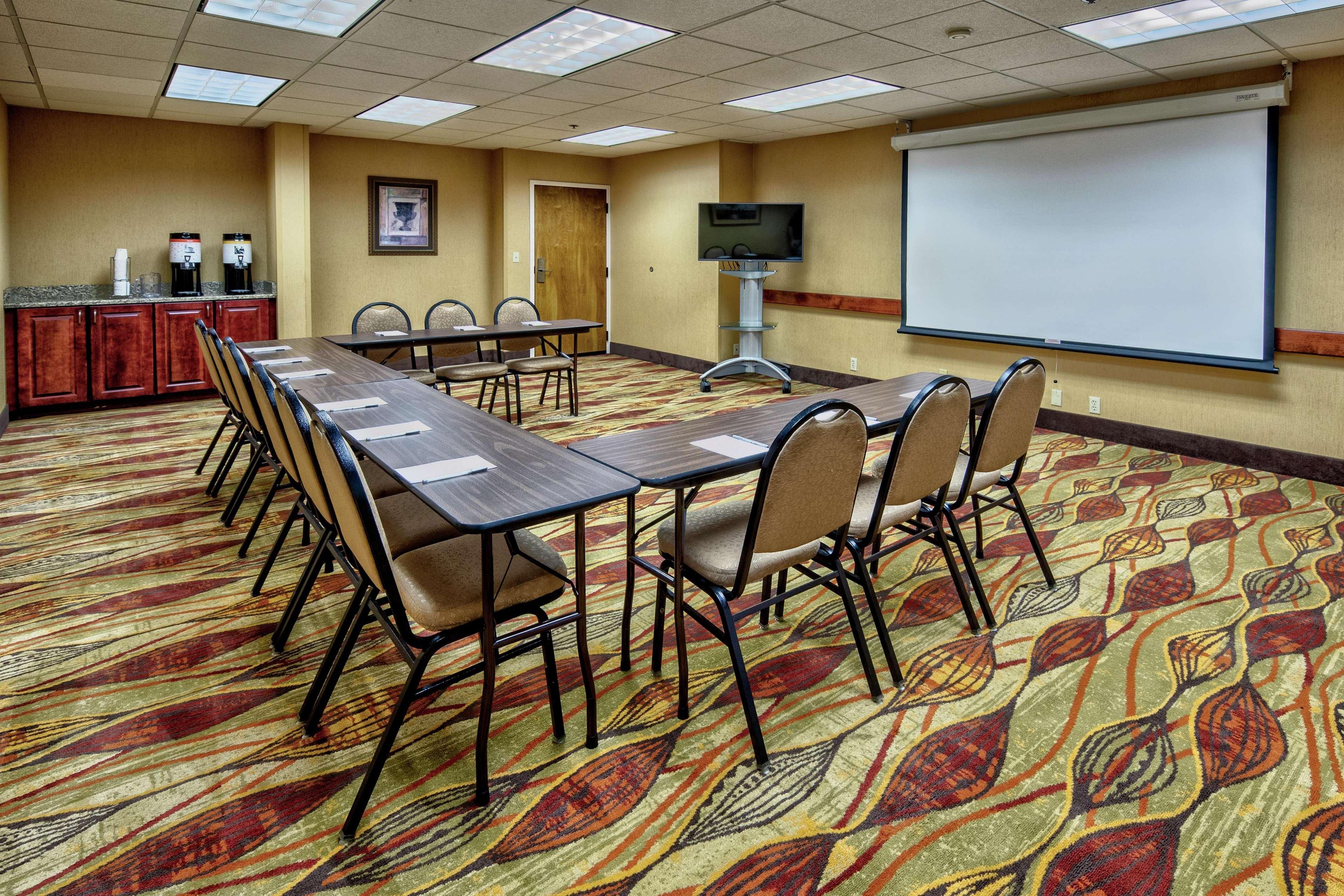 Hampton Inn Corinth Экстерьер фото