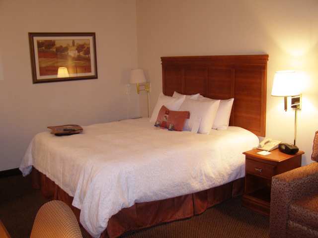 Hampton Inn Corinth Номер фото